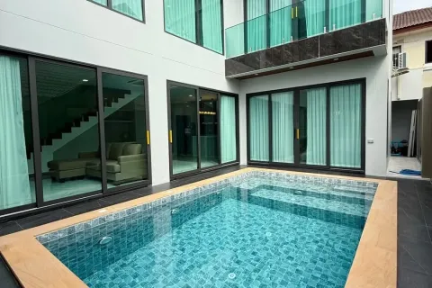 Villa in Pattaya, Thailand 3 bedrooms № 172196 - photo 14