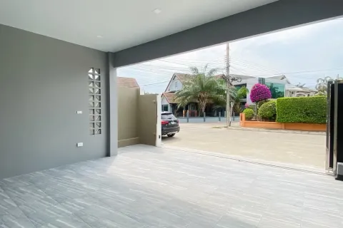 Villa in Pattaya, Thailand 3 bedrooms № 172196 - photo 8