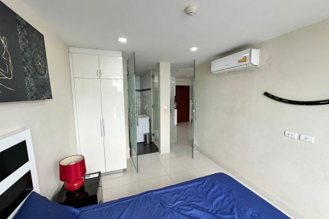 Studio dans le Condo à Pattaya, Thaïlande  № 172192 - photo 5