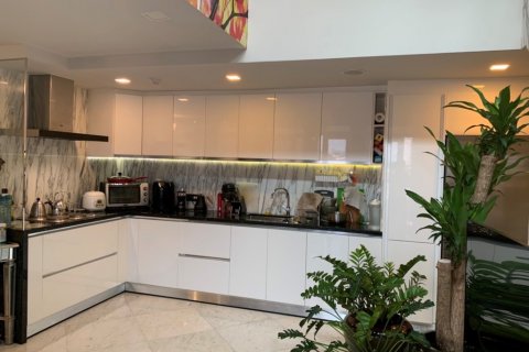 Condominio de 3 dormitorios en Bangkok, Tailandia № 65908 - foto 8