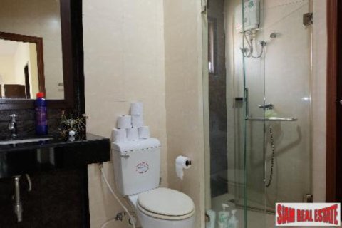 Chalet de 3 dormitorios en Patong, Tailandia № 202534 - foto 5