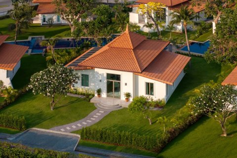 Chalet de 2 dormitorios en Hua Hin, Tailandia № 169801 - foto 10