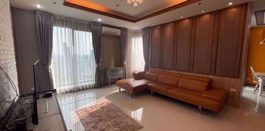 Condo in Bangkok, Thailand, 3 bedrooms in Villa Asoke  № 50721