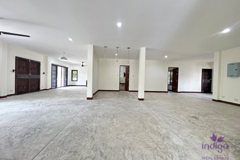 Casa de 7 dormitorios en San Sai, Tailandia № 202220 - foto 15