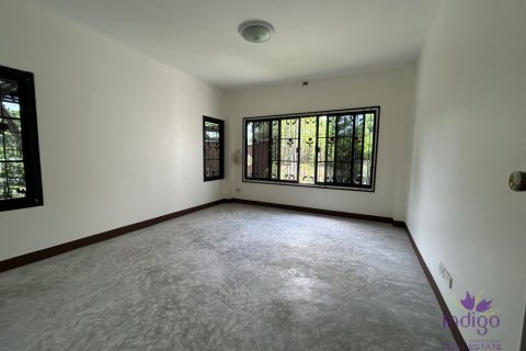 Casa de 7 dormitorios en San Sai, Tailandia № 202220 - foto 10
