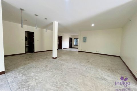 Casa de 7 dormitorios en San Sai, Tailandia № 202220 - foto 14