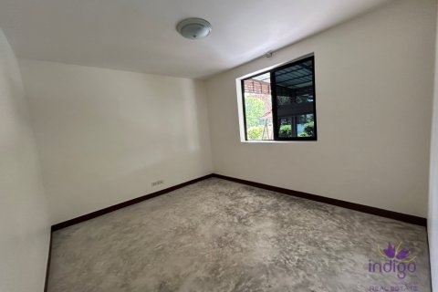Casa de 7 dormitorios en San Sai, Tailandia № 202220 - foto 11