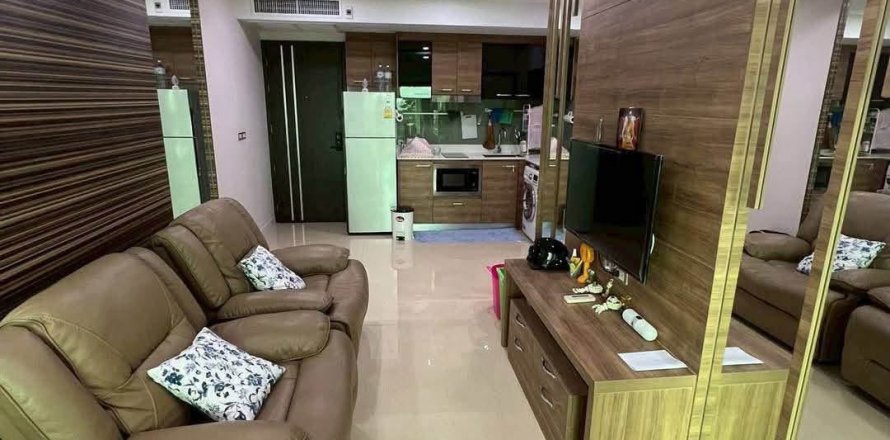 Apartamento de 3 habitaciones en Pattaya, Tailandia № 202222