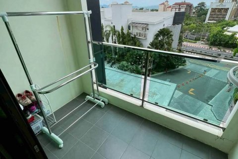 Apartamento de 3 habitaciones en Pattaya, Tailandia № 202222 - foto 8