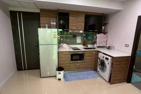 Apartamento de 3 habitaciones en Pattaya, Tailandia № 202222 - foto 3