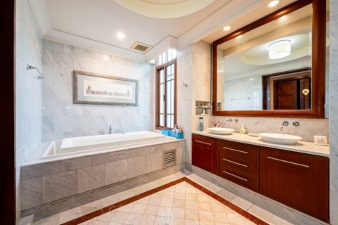 Casa de 5 dormitorios en Bangkok, Tailandia № 65934 - foto 19
