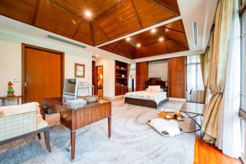 Casa de 5 dormitorios en Bangkok, Tailandia № 65934 - foto 9