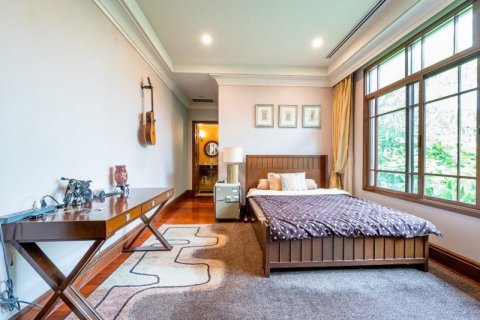 Casa de 5 dormitorios en Bangkok, Tailandia № 65934 - foto 12