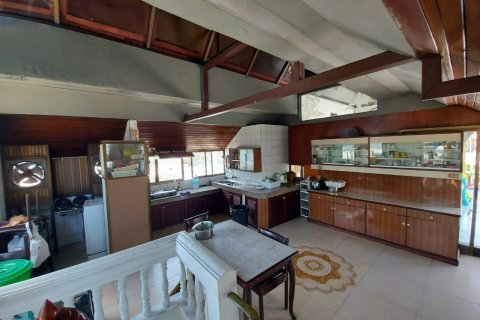Casa de 7 dormitorios en Bangkok, Tailandia № 65932 - foto 16