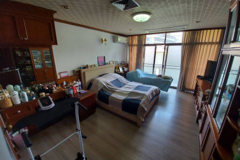 Casa de 7 dormitorios en Bangkok, Tailandia № 65932 - foto 13