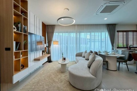 Casa de 3 dormitorios en Pattaya, Tailandia № 163949 - foto 8