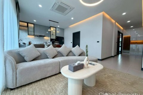 Casa de 3 dormitorios en Pattaya, Tailandia № 163949 - foto 7