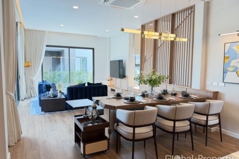 Casa de 4 dormitorios en Pattaya, Tailandia № 163953 - foto 11