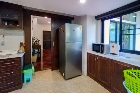 Casa de 3 dormitorios en Chiang Mai, Tailandia № 198757 - foto 16