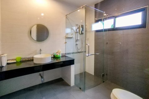 Casa de 3 dormitorios en Chiang Mai, Tailandia № 198757 - foto 9
