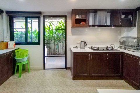 Casa de 3 dormitorios en Chiang Mai, Tailandia № 198757 - foto 14