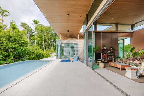 Chalet de 4 dormitorios en Phuket, Tailandia № 198756 - foto 2