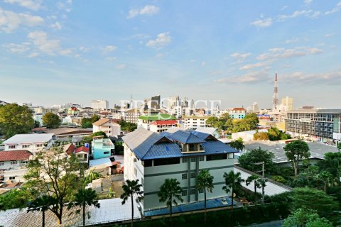 Condo in Pattaya, Thailand, 1 bedroom  № 198558 - photo 9