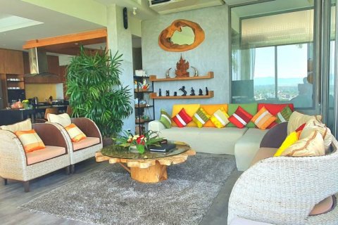 Chalet de 4 dormitorios en Phuket, Tailandia № 134670 - foto 2