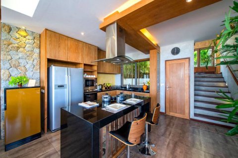 Chalet de 4 dormitorios en Phuket, Tailandia № 134670 - foto 10