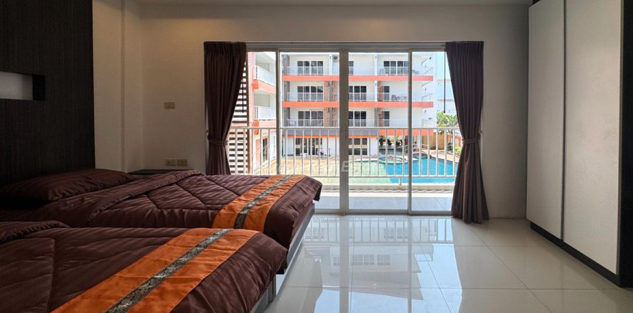 Estudio en el condominio en Bang Lamung, Tailandia № 205085