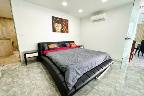Condominio de 2 dormitorios en Pattaya, Tailandia № 68391 - foto 16