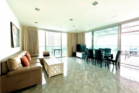 Condominio de 2 dormitorios en Pattaya, Tailandia № 68391 - foto 9