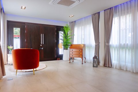 Estudio en Pattaya, Tailandia № 178924 - foto 9