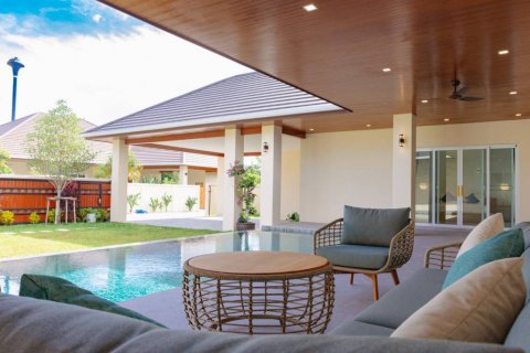 Villa in Hua Hin, Thailand 3 Schlafzimmer № 144263 - Foto 3