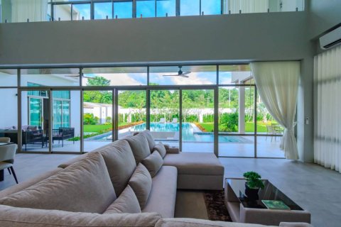 Chalet de 4 dormitorios en Hua Hin, Tailandia № 144262 - foto 9