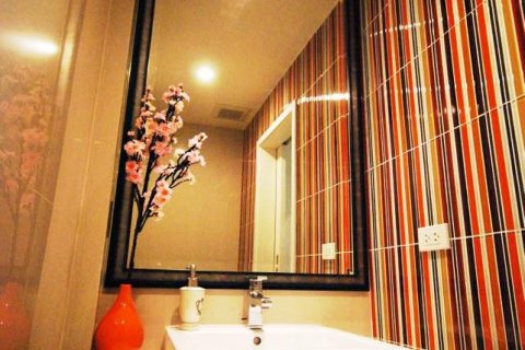 Condominio de 2 dormitorios en Bangkok, Tailandia № 66617 - foto 17
