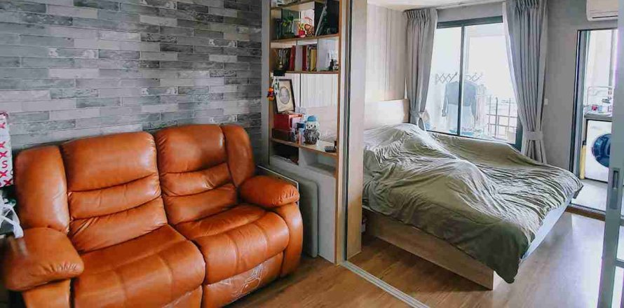 Condominio de 1 dormitorio en Thonburi, Bangkok, Tailandia № 208767