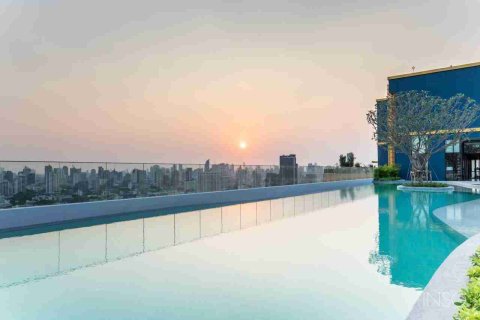 Condominio de 1 dormitorio en Bangkok, Tailandia № 208765 - foto 2