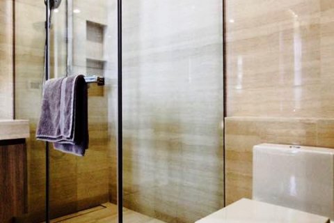 Condominio de 2 dormitorios en Bangkok, Tailandia № 66700 - foto 17