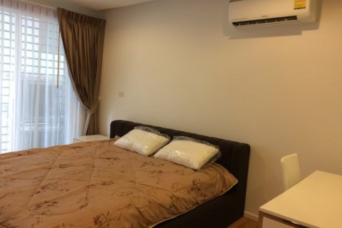 Condominio de 1 dormitorio en Bangkok, Tailandia № 66702 - foto 6