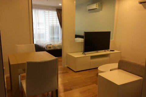 Condominio de 1 dormitorio en Bangkok, Tailandia № 66702 - foto 3