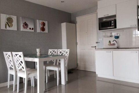 Eigentumswohnung in Bangkok, Thailand, 2 Schlafzimmer  № 66703 - Foto 15