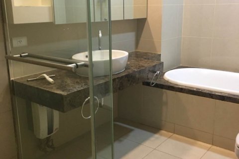 Condominio de 2 dormitorios en Bangkok, Tailandia № 143218 - foto 5