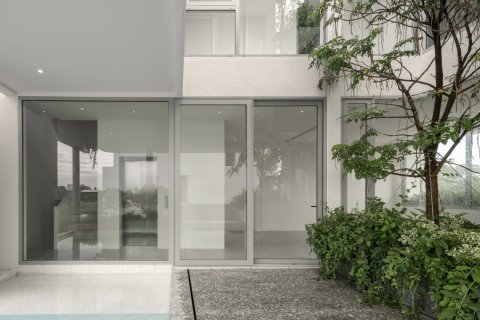 Casa de 3 dormitorios en Bangkok, Tailandia № 143221 - foto 2