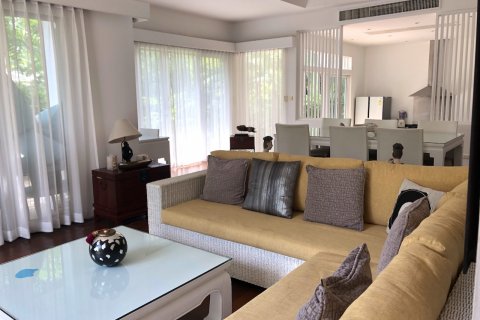 Casa de 3 dormitorios en Ko Samui, Tailandia № 66089 - foto 15