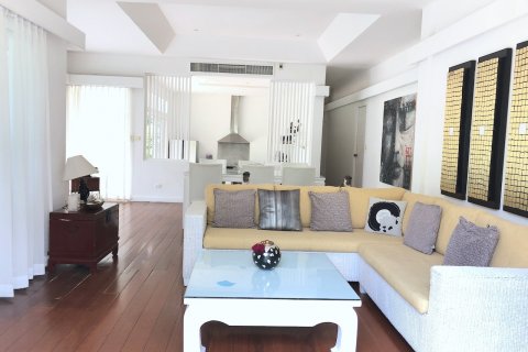 Casa de 3 dormitorios en Ko Samui, Tailandia № 66089 - foto 11