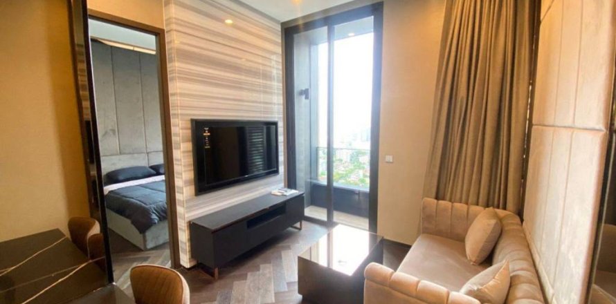Condominio de 1 dormitorio en Khlong Toei, Bangkok, Tailandia № 155447