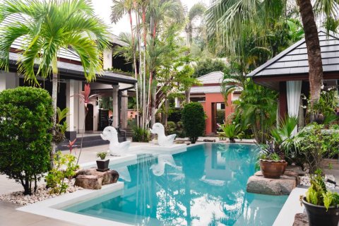 Chalet de 4 dormitorios en Phuket, Tailandia № 155445 - foto 2