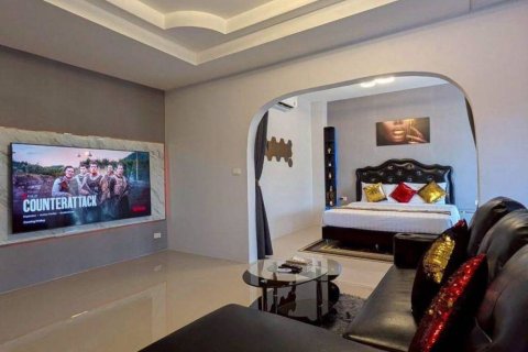 Chalet de 5 dormitorios en Pattaya, Tailandia № 155442 - foto 7