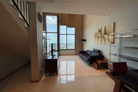 Duplex in The Emporio Place, Bangkok, Thailand 1 bedroom № 51526